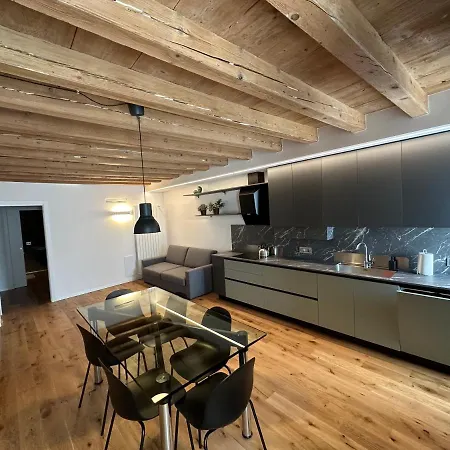 Le Scalete Apartment *